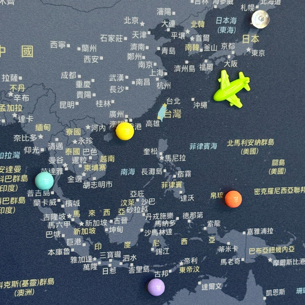 UMap。世界地圖World Map-輕柔粉 Rose Quartz & Serenity (實木框海報系列)