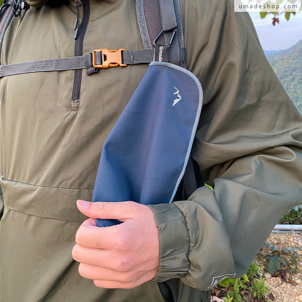 umade-萬用快乾巾郊遊禮盒組-Unique U 運動毛巾+山脈小手帕-石墨灰-灰銀藍色-上山下海都需要隨身攜帶,擦汗快乾超方便