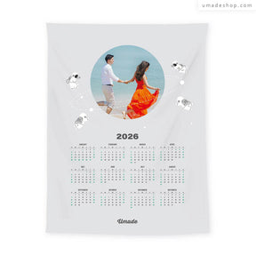 【2026訂製年曆壁幔】星球照片款 (全家福/情侶/小孩照/企業Logo-5色)