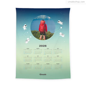 【2026訂製年曆壁幔】星球照片款 (全家福/情侶/小孩照/企業Logo-5色)