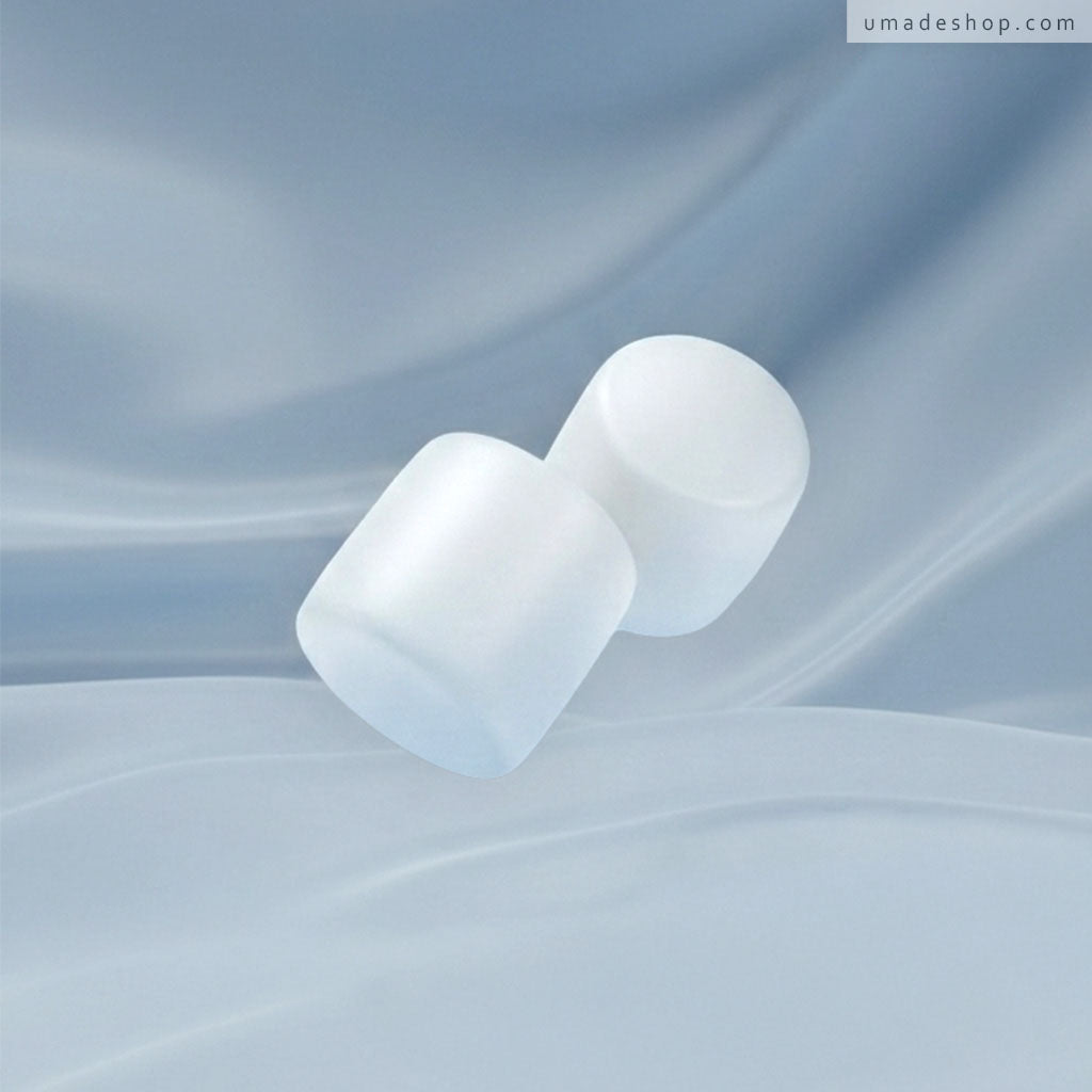 Umade可塑型耳塞-清透淨白Bright White，簡約純色外觀，防水防汗可重複使用，適合睡眠與日常降噪。