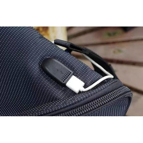 【NIID】UNO I 一體成型多功能後背包 - 可拆卸USB充電線